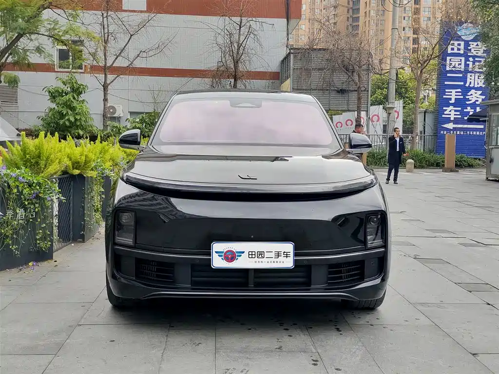 Li Auto IDEAL L8