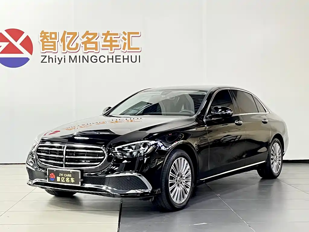 Mercedes-Benz E-Class 2022
