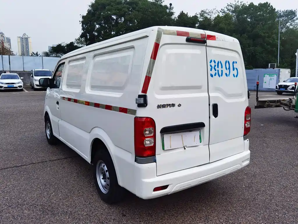 CHANGAN CHANGAN STAR 9EV