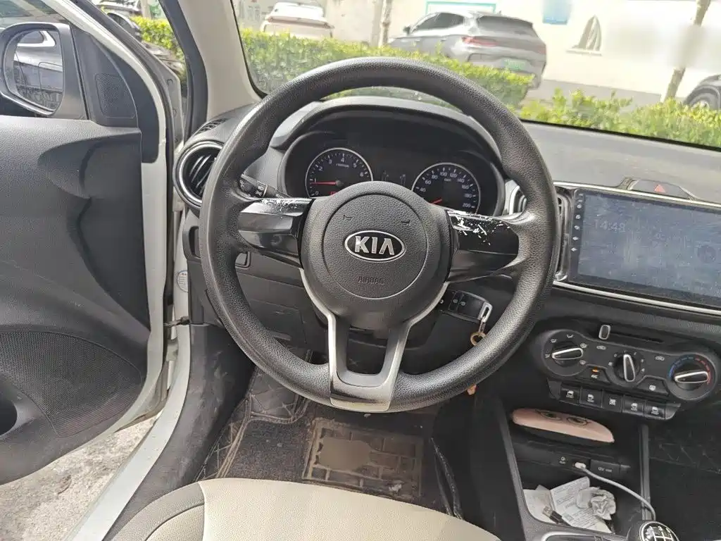 Kia Huanchi — миниатюра 6