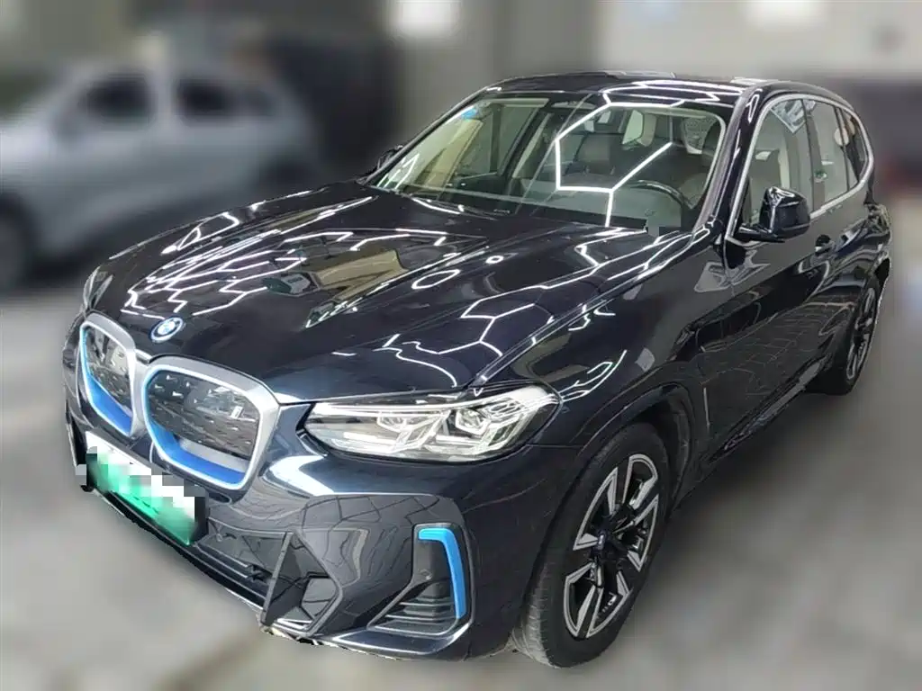 BMW iX3 2022