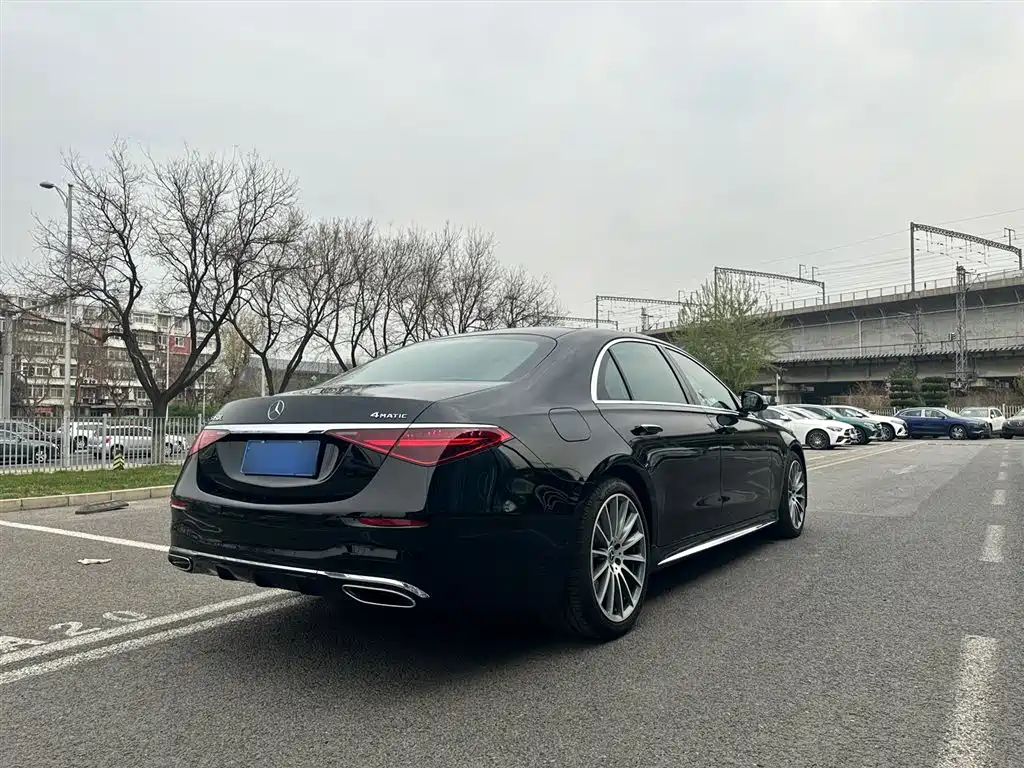 MERCEDES-BENZ S CLASS