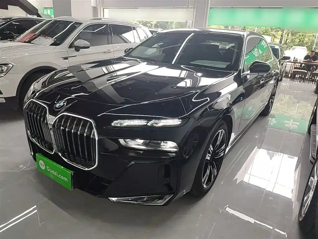 BMW 7 Series 2024