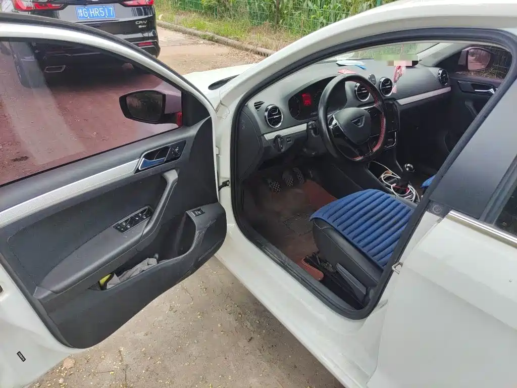 Jetta VA3 — миниатюра 12