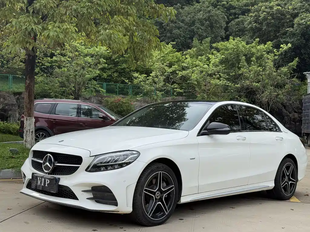 Mercedes-Benz C-Class 2020
