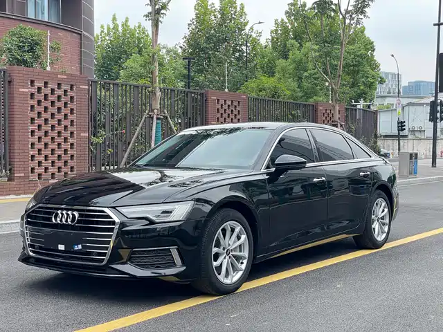 AUDI  A6L 2022
