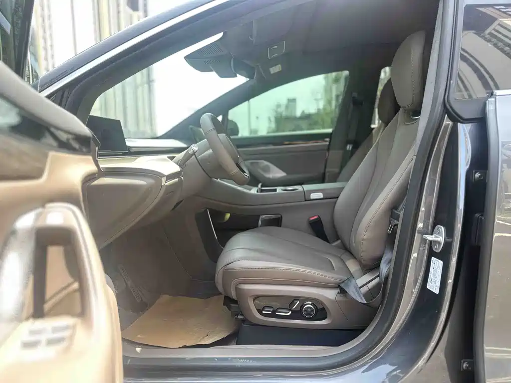 Luxeed R7 2024 736km UItra