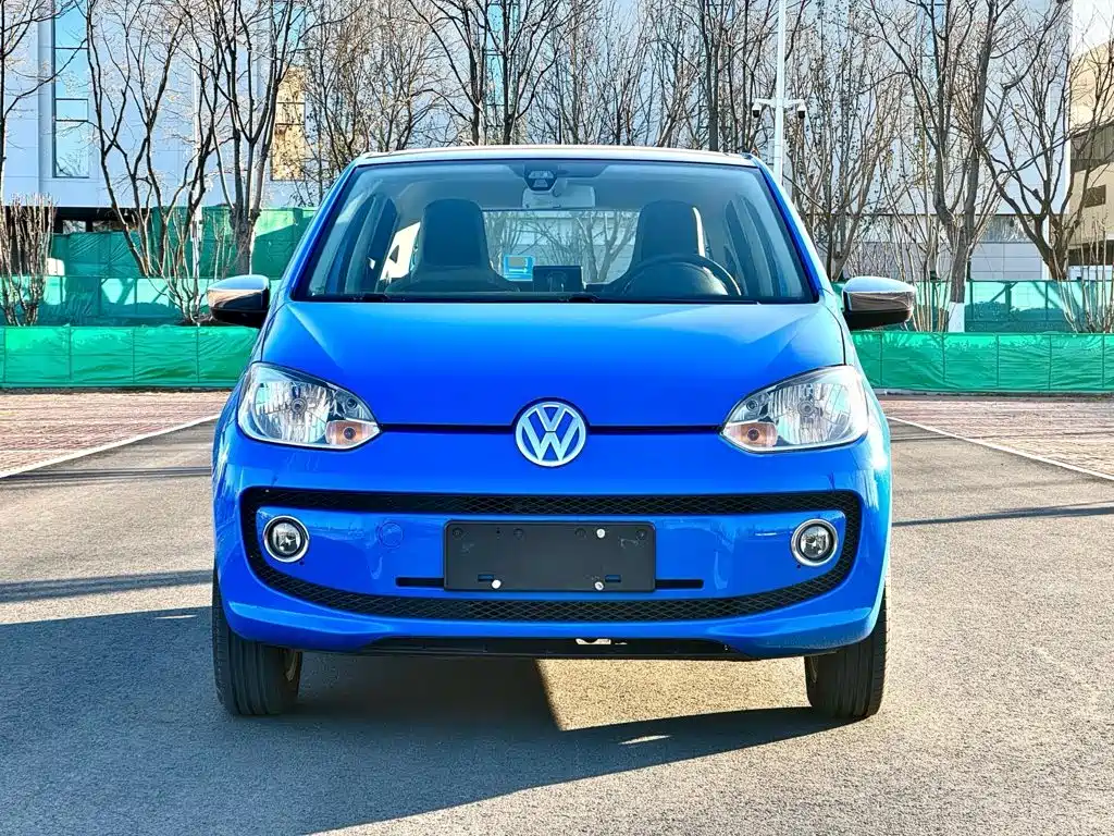 Volkswagen up! 2015 1.0L high up!