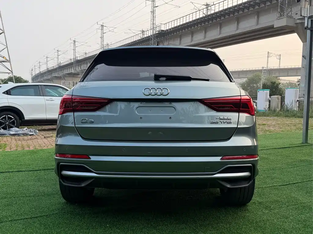 Audi Q3 2022 35 TFSI Fashion