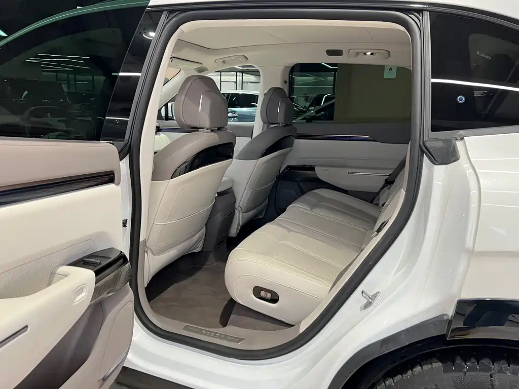 ZEEKR EXTREME KRYPTON 7X