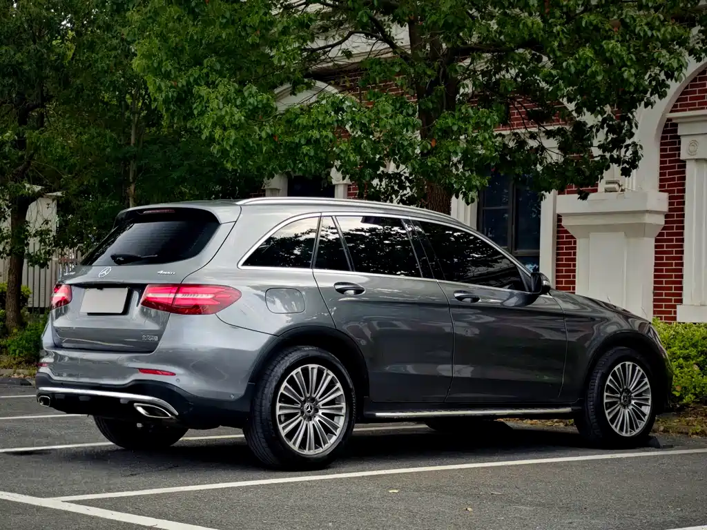 Mercedes-Benz GLC 2017 GLC 260 4MATIC