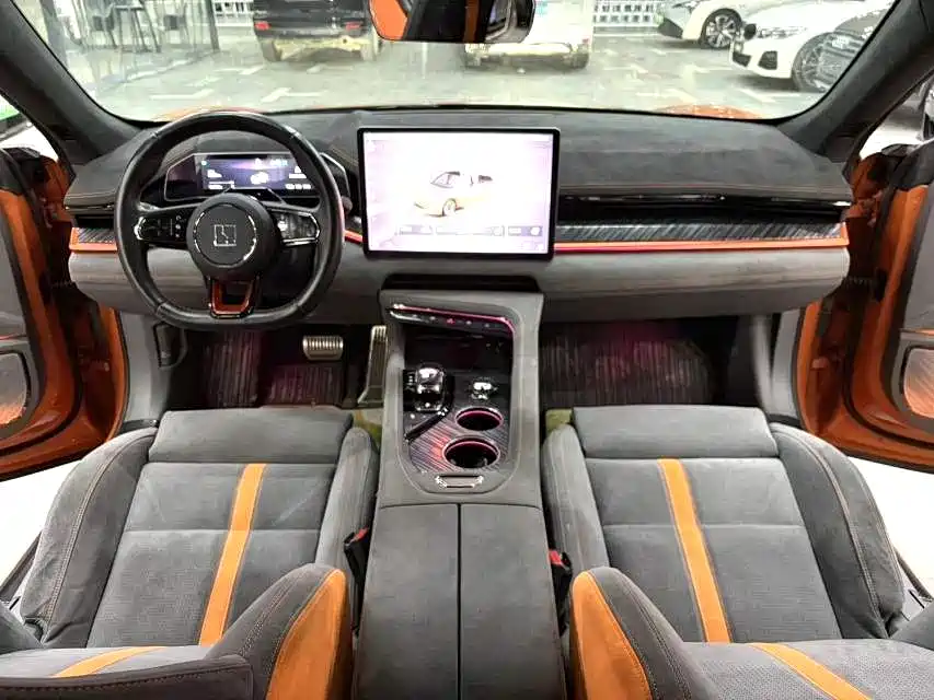 ZEEKR EXTREME KRYPTON 001