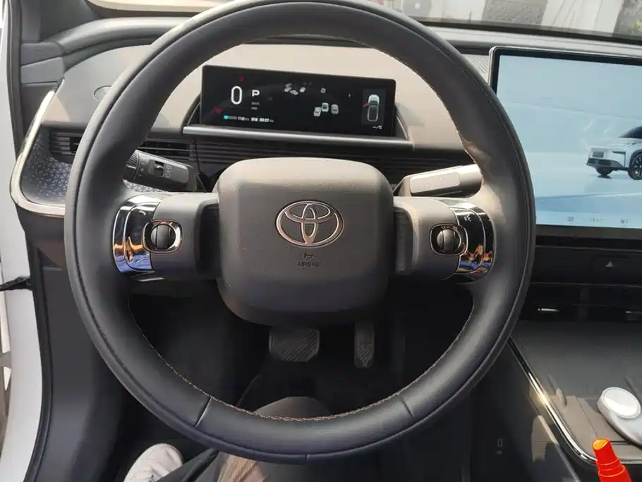 Toyota bZ3X — миниатюра 14