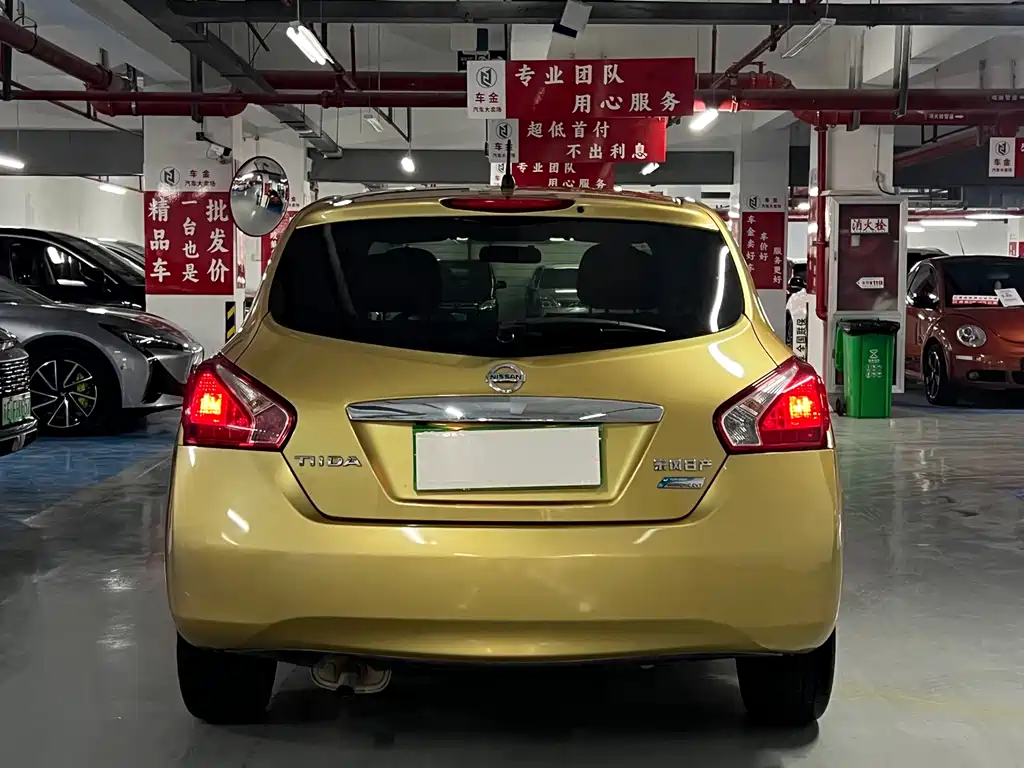 Nissan Tiida 1.6L CVT Comfort Type, фото 5