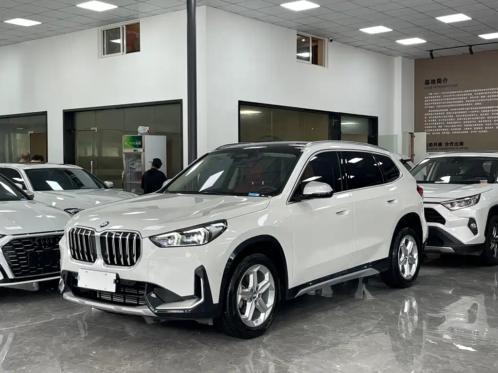 BMW X1 2023