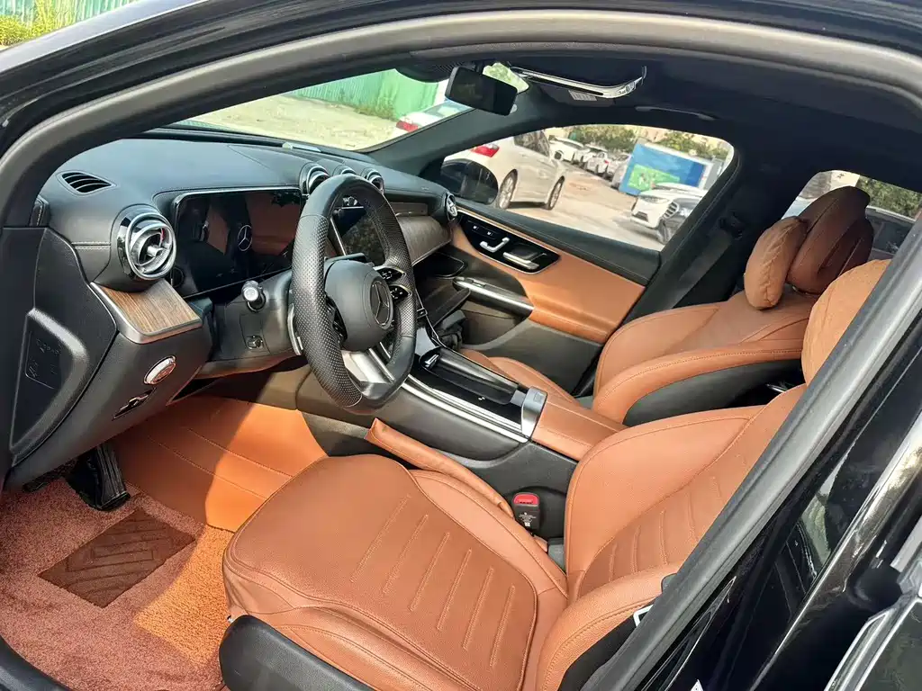 Mercedes-Benz GLC 2024 GLC 300 L 4MATIC 5 мест