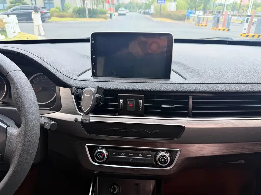 Fengxing Fengxing SX6 — миниатюра 10