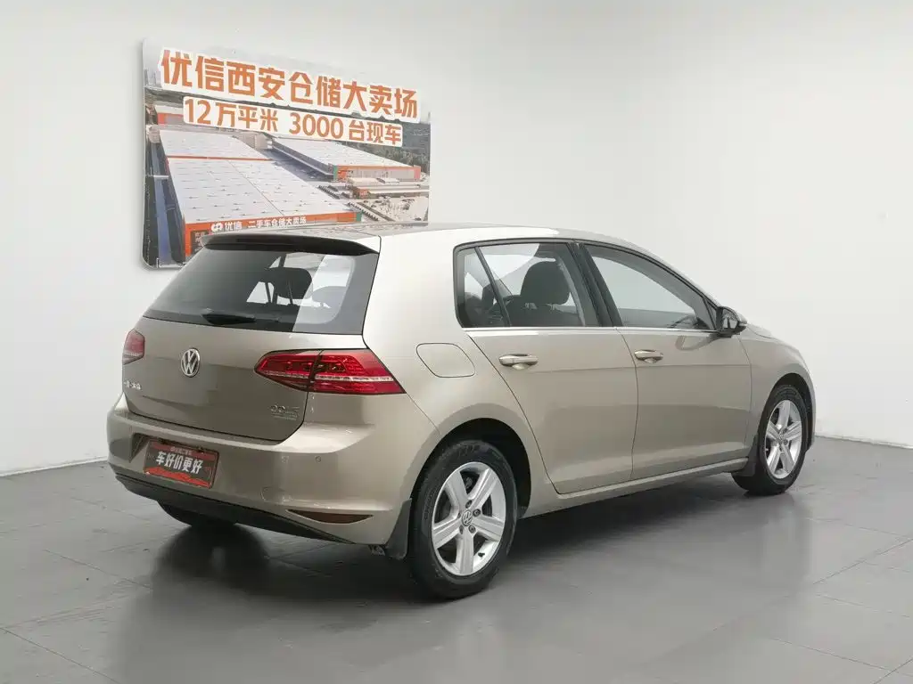 Volkswagen Golf 2015 1.6L AT Comfort