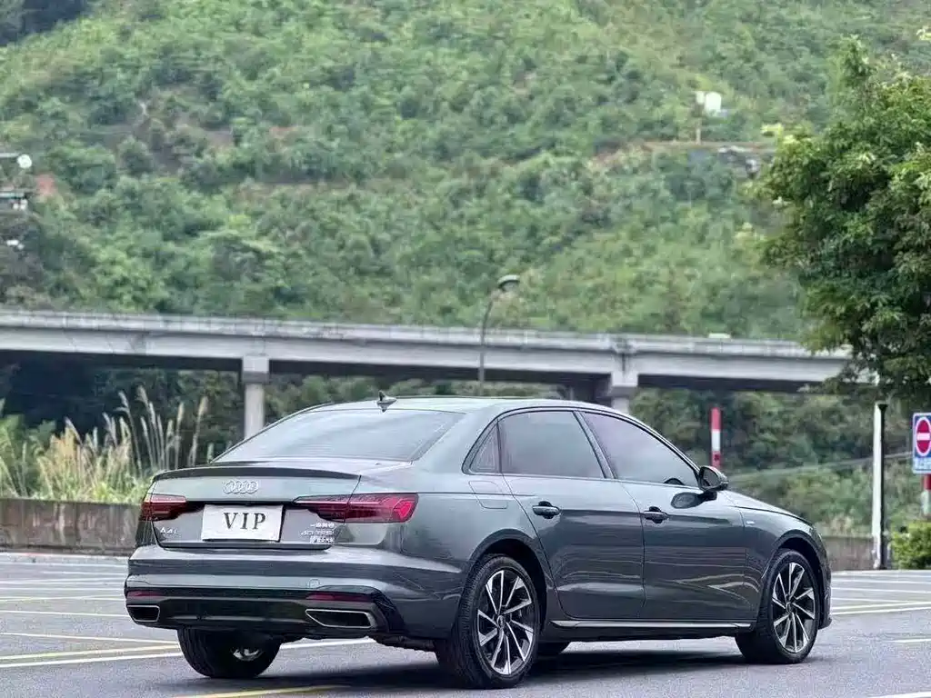 Audi A4L — миниатюра 8