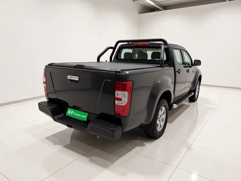 Isuzu RE-MAX Ruimai — миниатюра 4