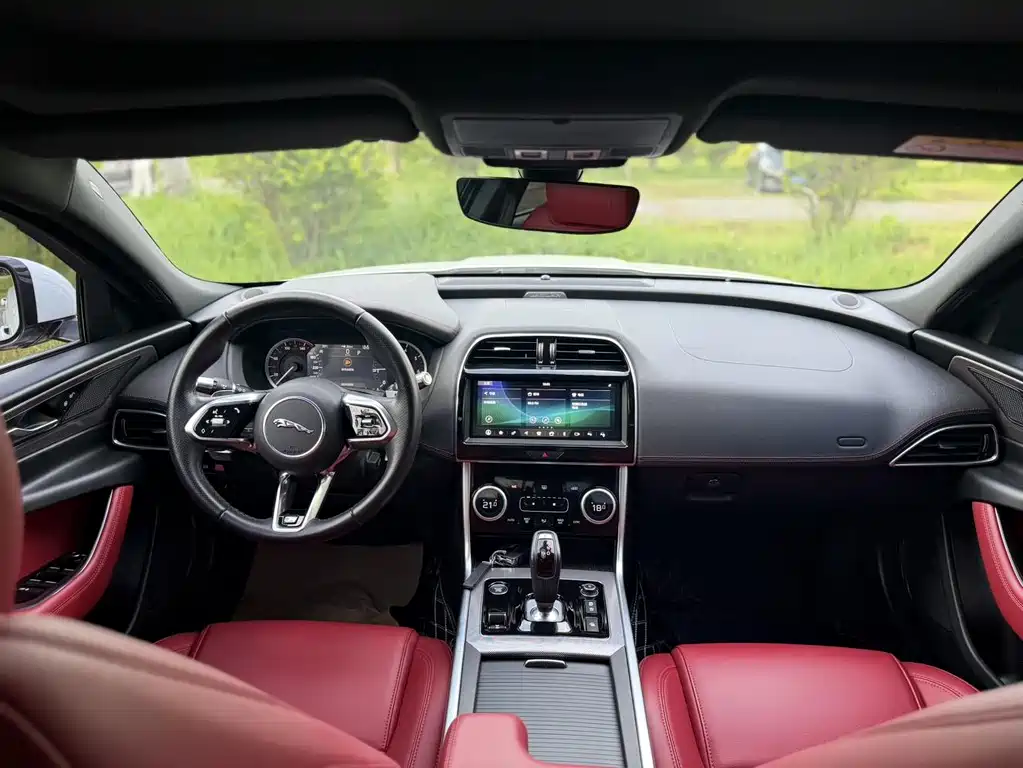 Jaguar XEL 2020 2.0T 200PS R-DYNAMIC S Sport