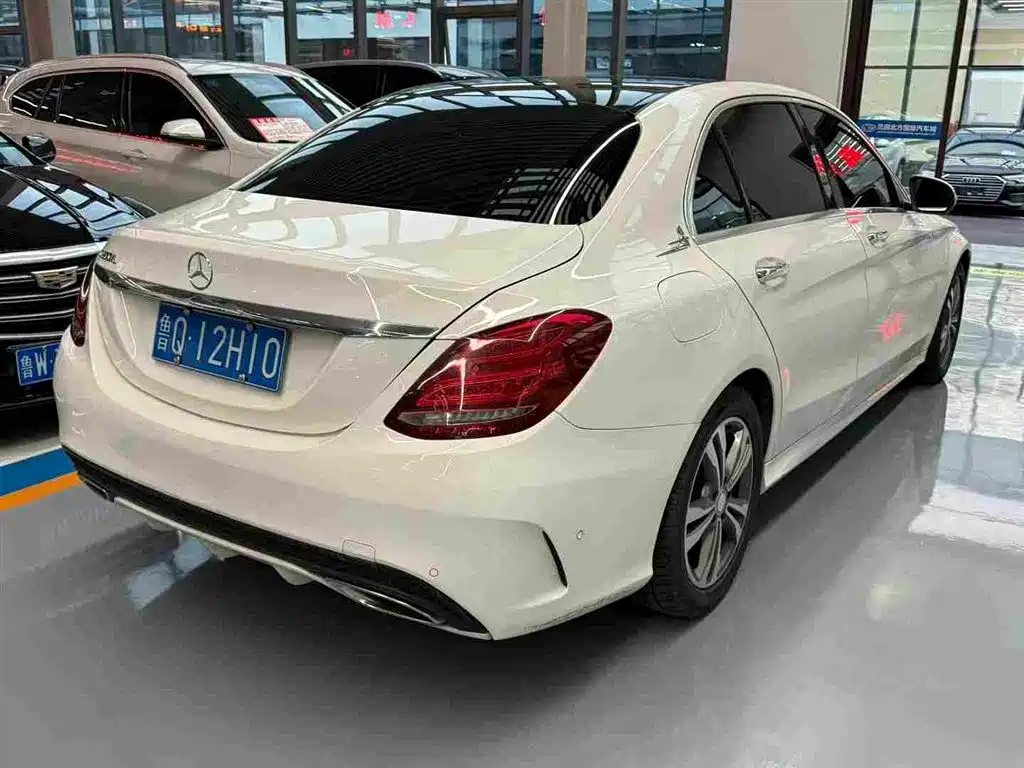 MERCEDES-BENZ C CLASS