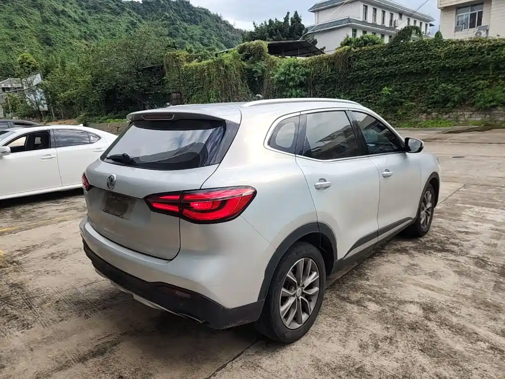MG HS — миниатюра 7