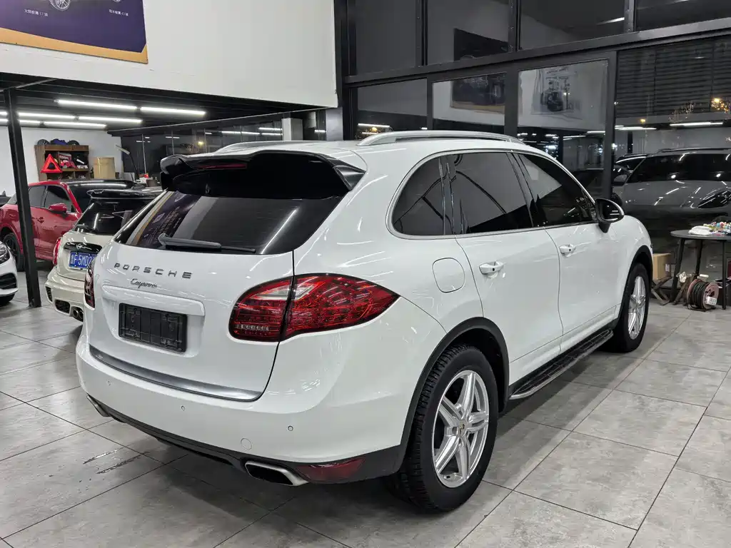 Porsche Cayenne 2011 Cayenne 3.0T