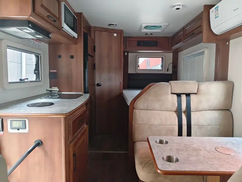 MAXUS V80 RV — миниатюра 6
