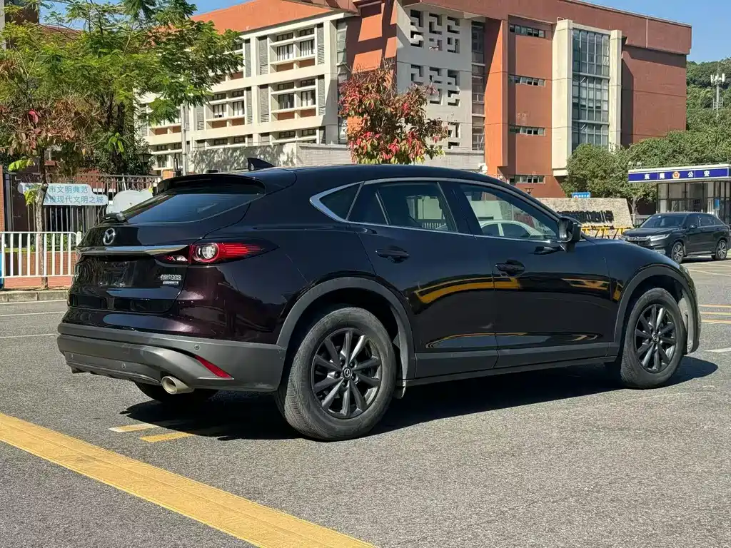 MAZDA CX 4