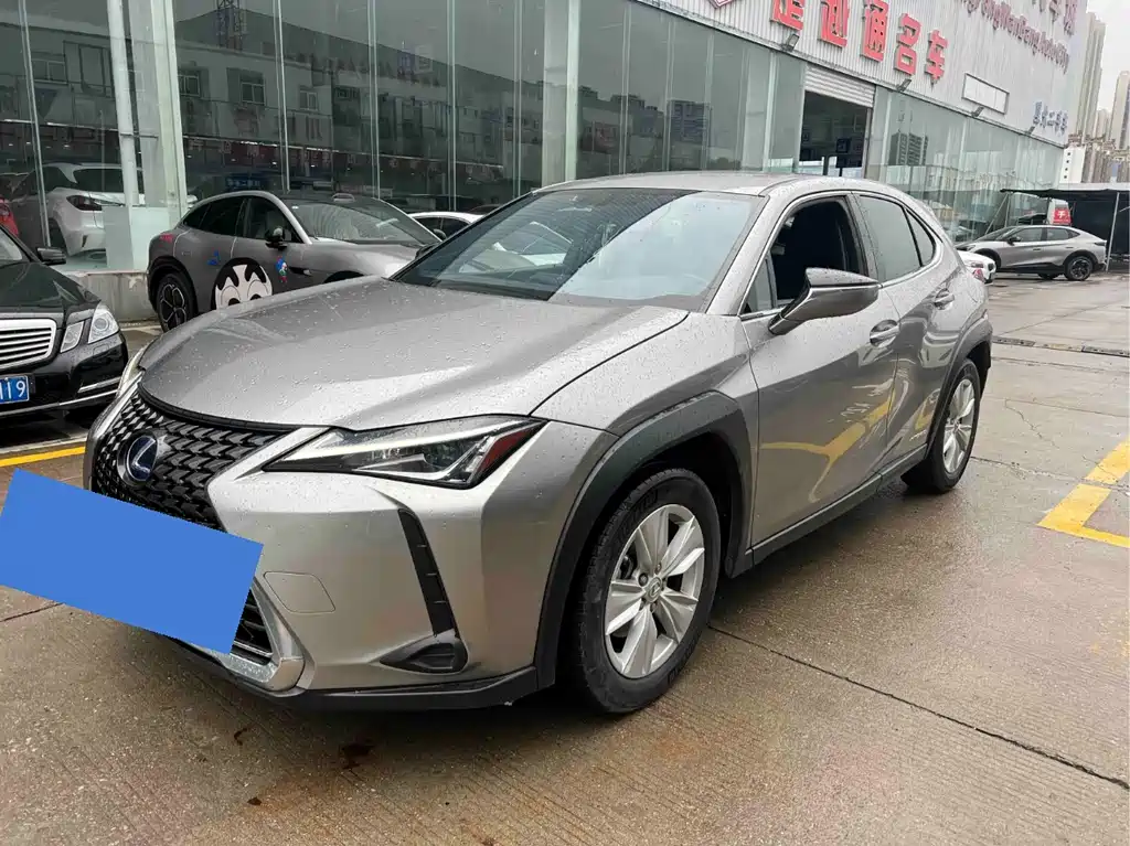 Lexus UX 2020