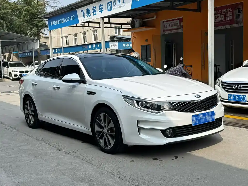 Kia K5 2017 2.0L AT 15 LUX