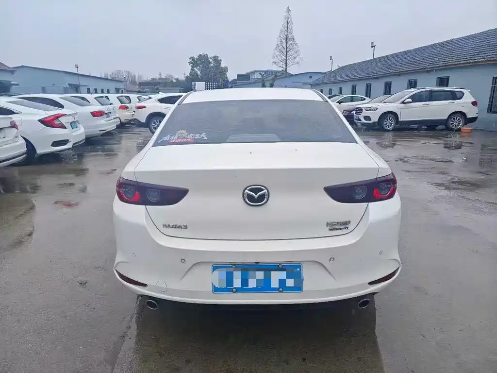 MAZDA 3 ANGKESAILA
