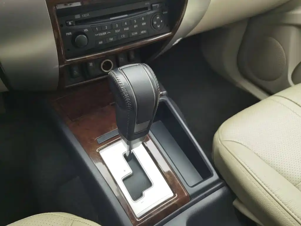 Mitsubishi Pajero Sport — миниатюра 13