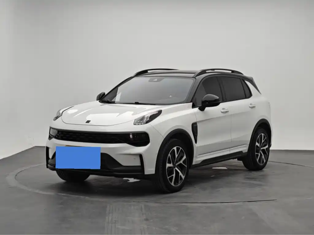 Lynk & Co 01 EM-P