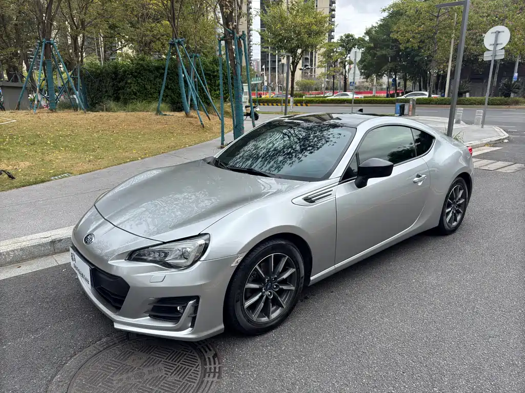 SUBARU BRZ