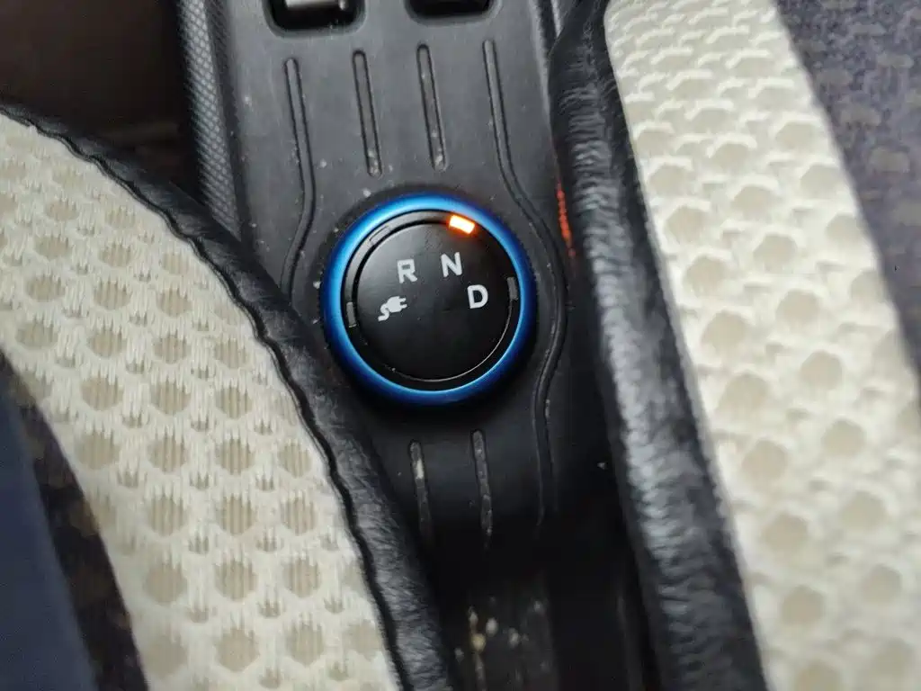 Wuling MINIEV — миниатюра 10