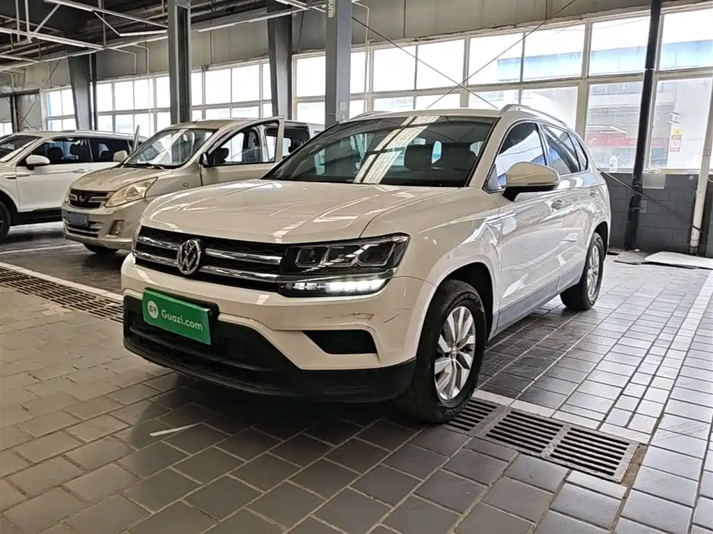 Volkswagen Tharu 2020