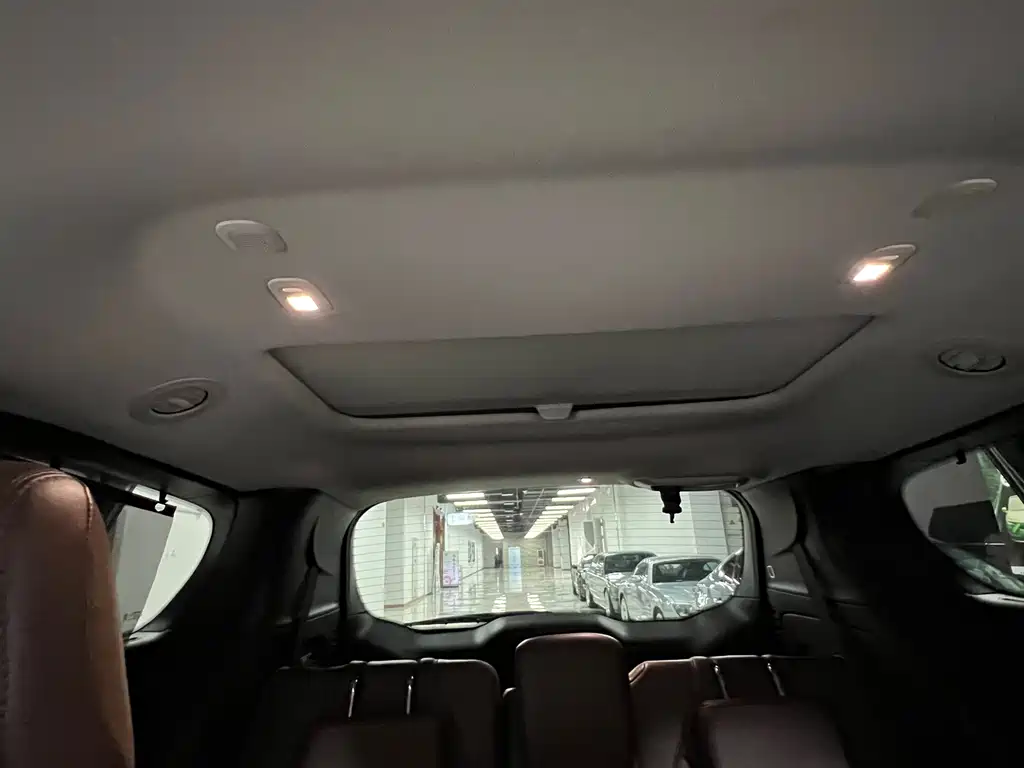 Chrysler Grand Voyager (Import) — миниатюра 29