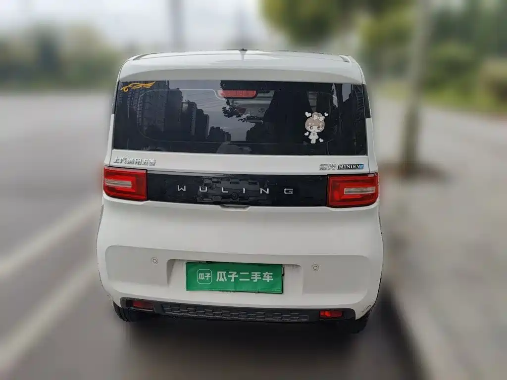 Wuling MINIEV — миниатюра 3