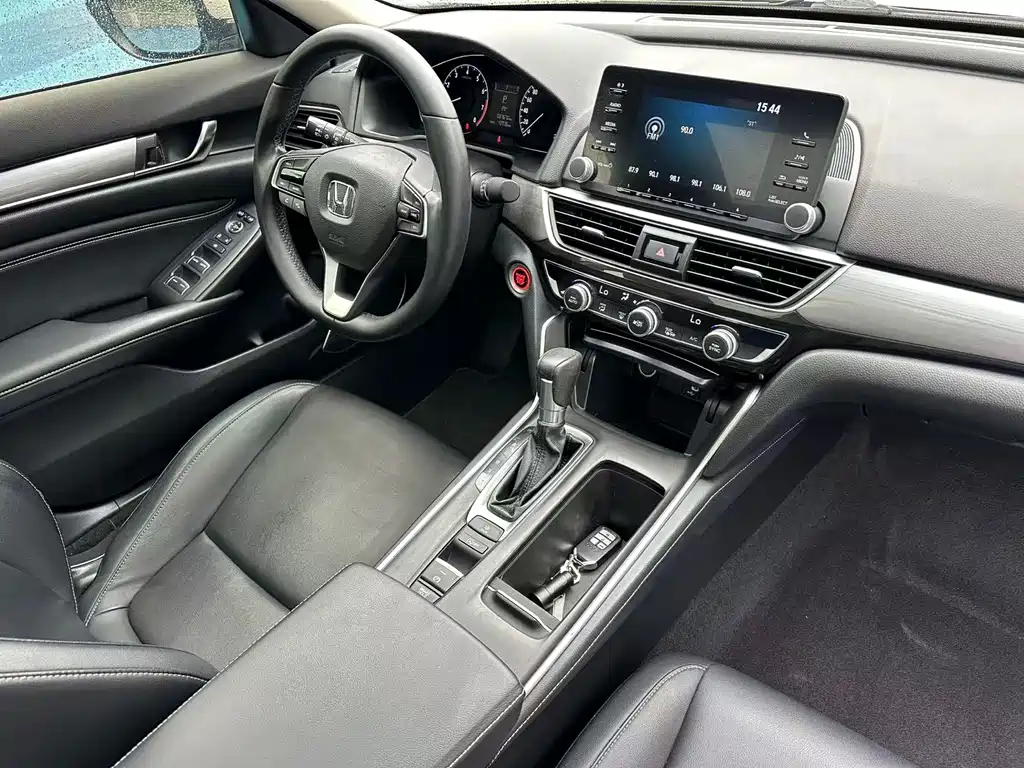 Honda Inspire 2019 260TURBO V