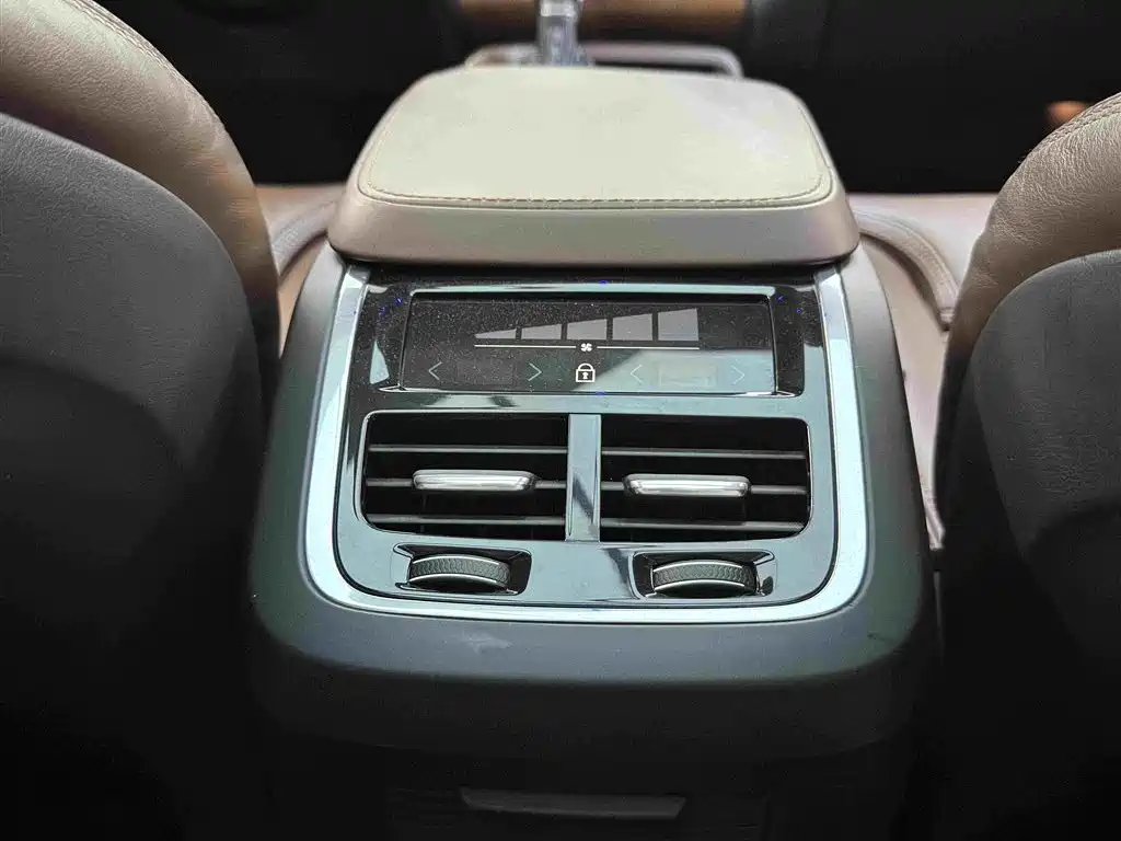 Volvo XC90 2019 T6 7 мест V