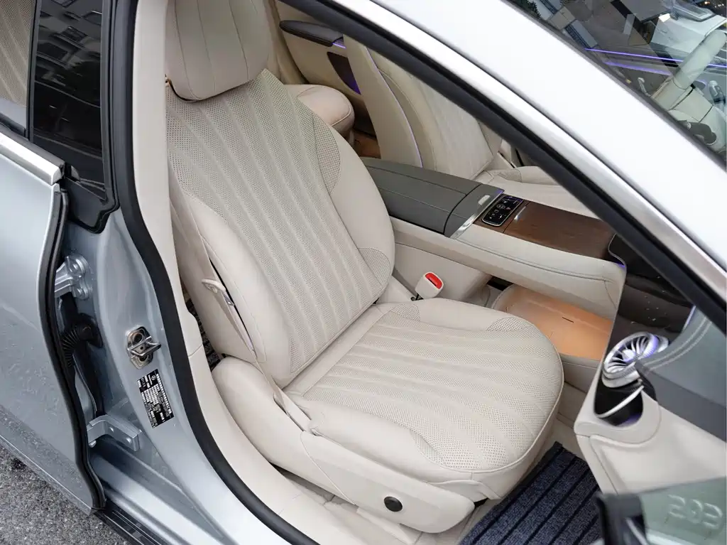 Mercedes-Benz EQS — миниатюра 17
