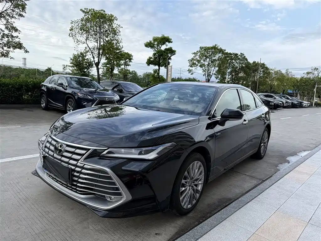 Toyota Avalon 2025