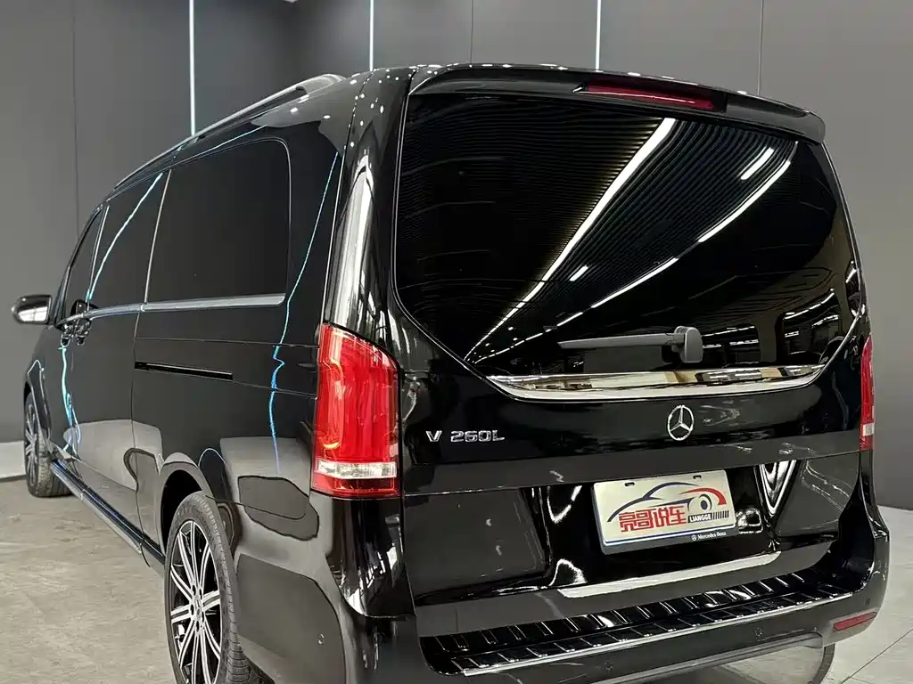 Mercedes-Benz V-Class V 2022 V 260 L Luxury