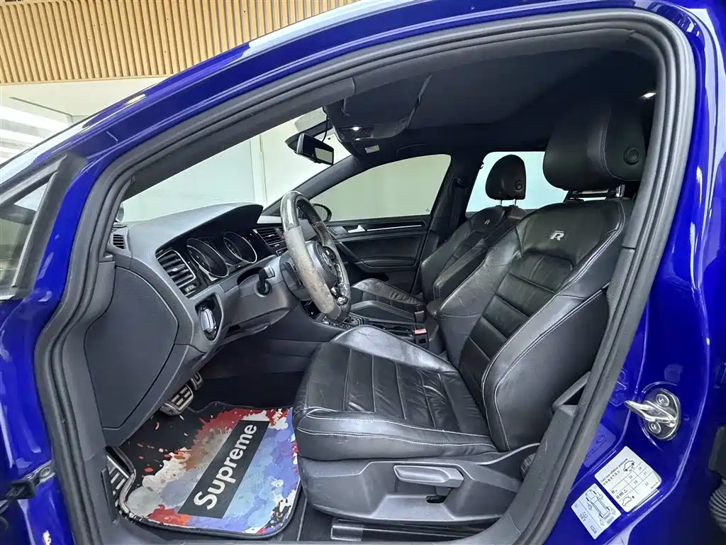 Volkswagen Golf (Import)