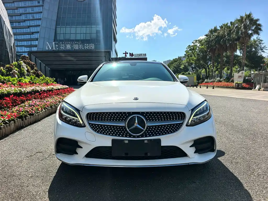 Mercedes-Benz C-Class — миниатюра 2