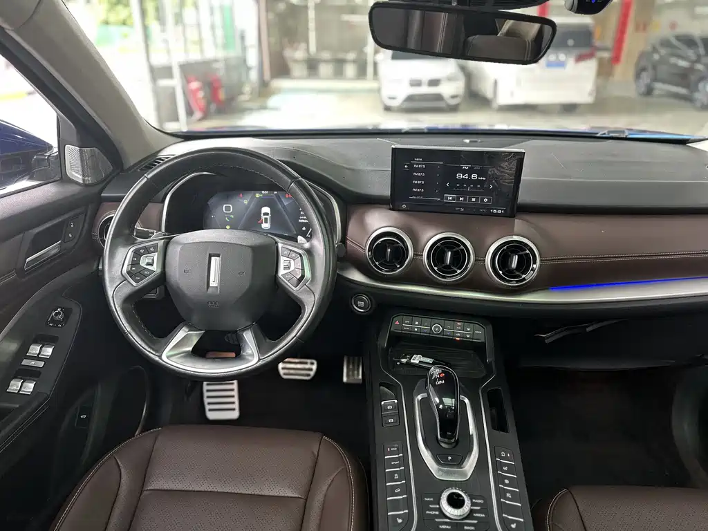 Wey Wey VV6 — миниатюра 12