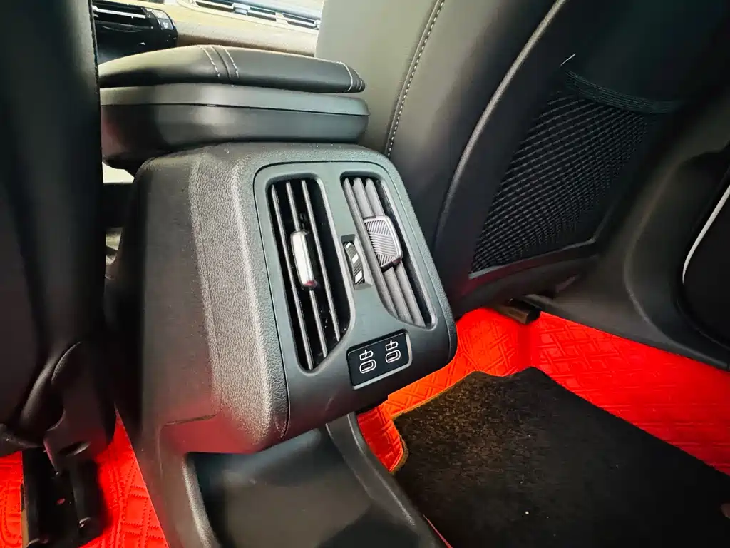 BMW X1 — миниатюра 12