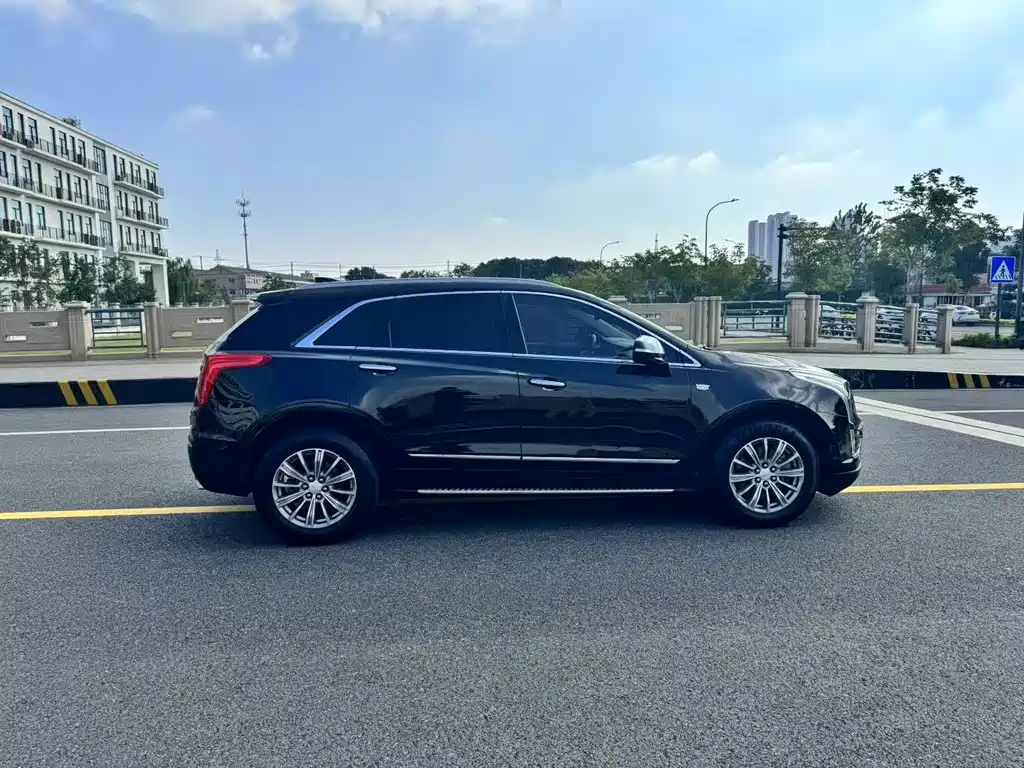Cadillac XT5 — миниатюра 8